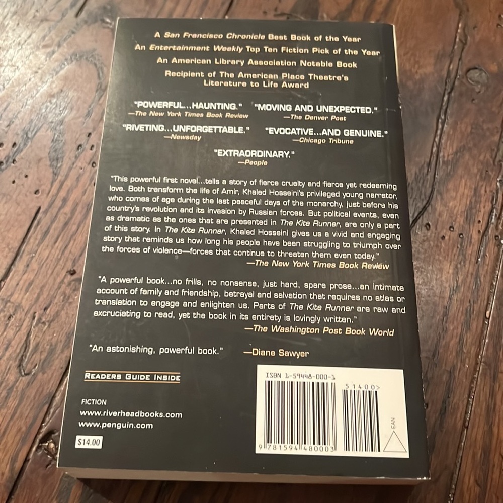 KITE RUNNER Paperback Book - Picture 2 of 2